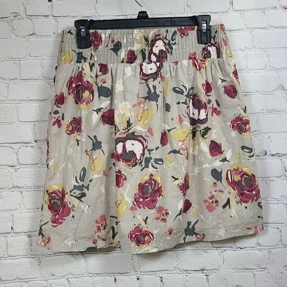 Maurices Tan Floral A-Line Mini Skirt with Pockets Size Small 4/6 Lined - Picture 5 of 8